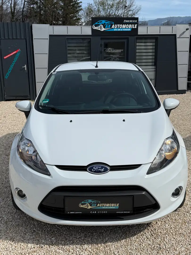 Ford Fiesta Trend Weiß - 1