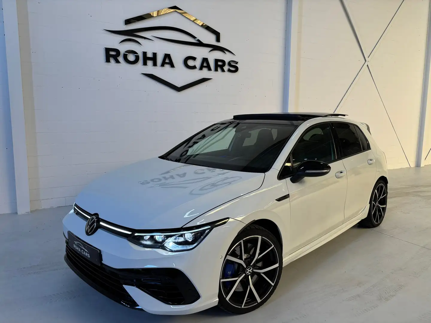 Volkswagen Golf 2.0 TSI R 4Motion Performance AKRA, PANO Wit - 1