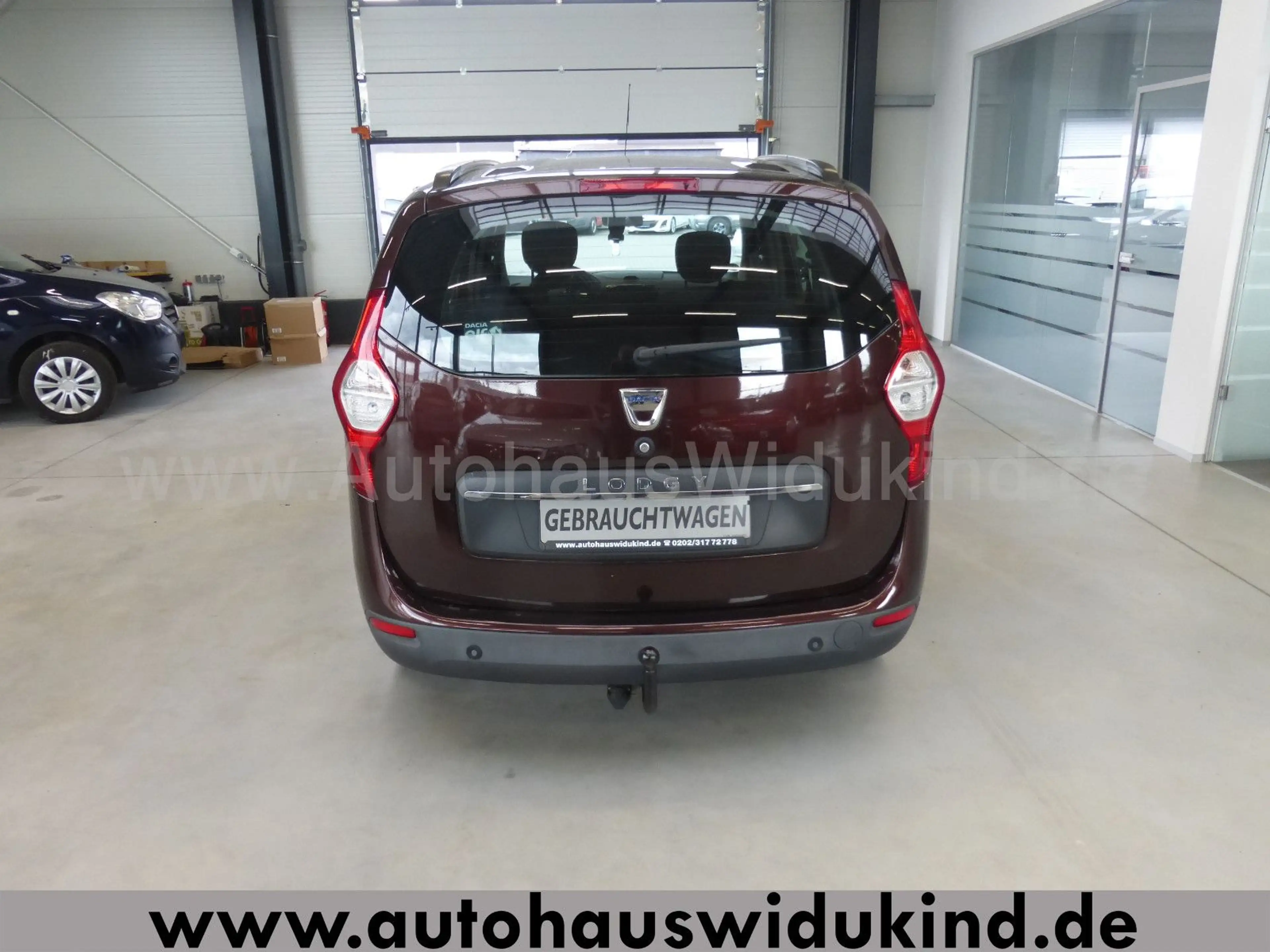 Dacia Lodgy 1.6 Laureate Klima PDC AHK 7 Sitzer 1.HAND — photo 6