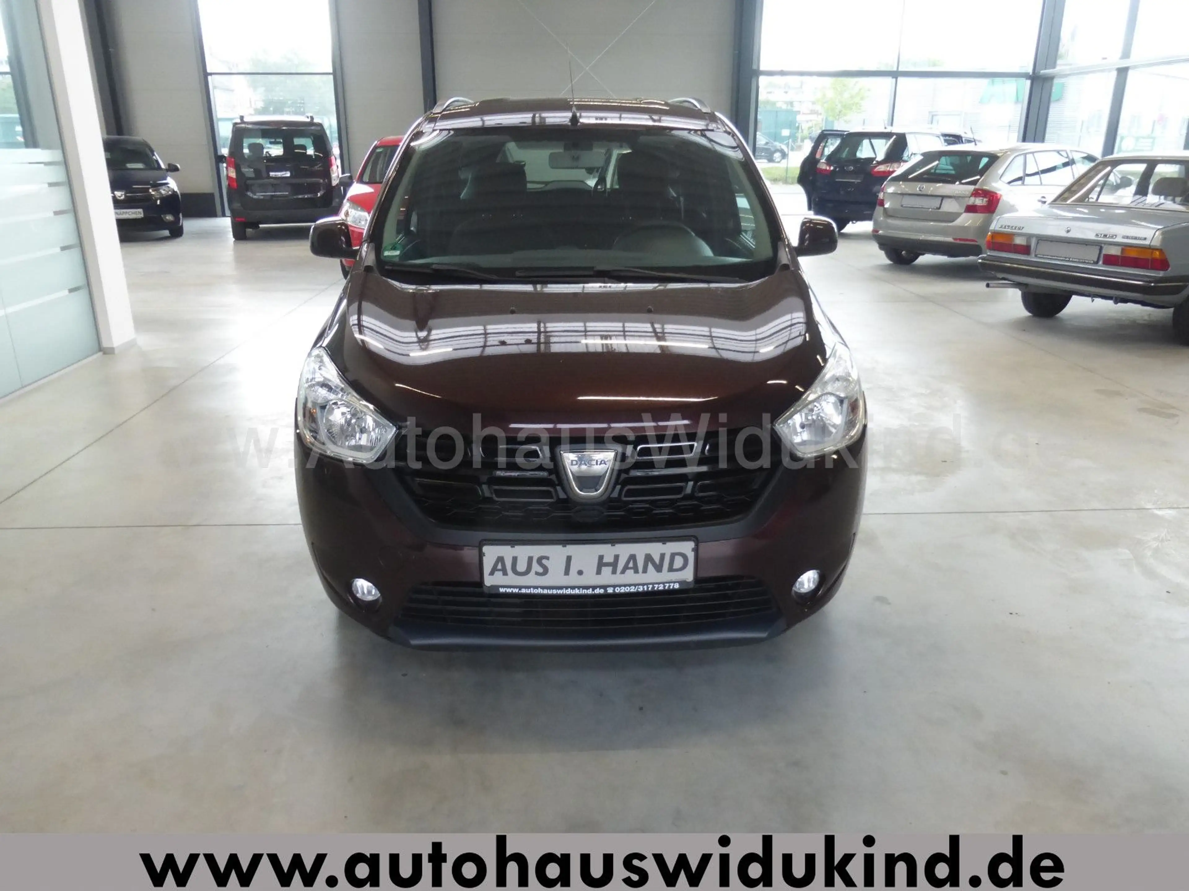 Dacia Lodgy 1.6 Laureate Klima PDC AHK 7 Sitzer 1.HAND — photo 5