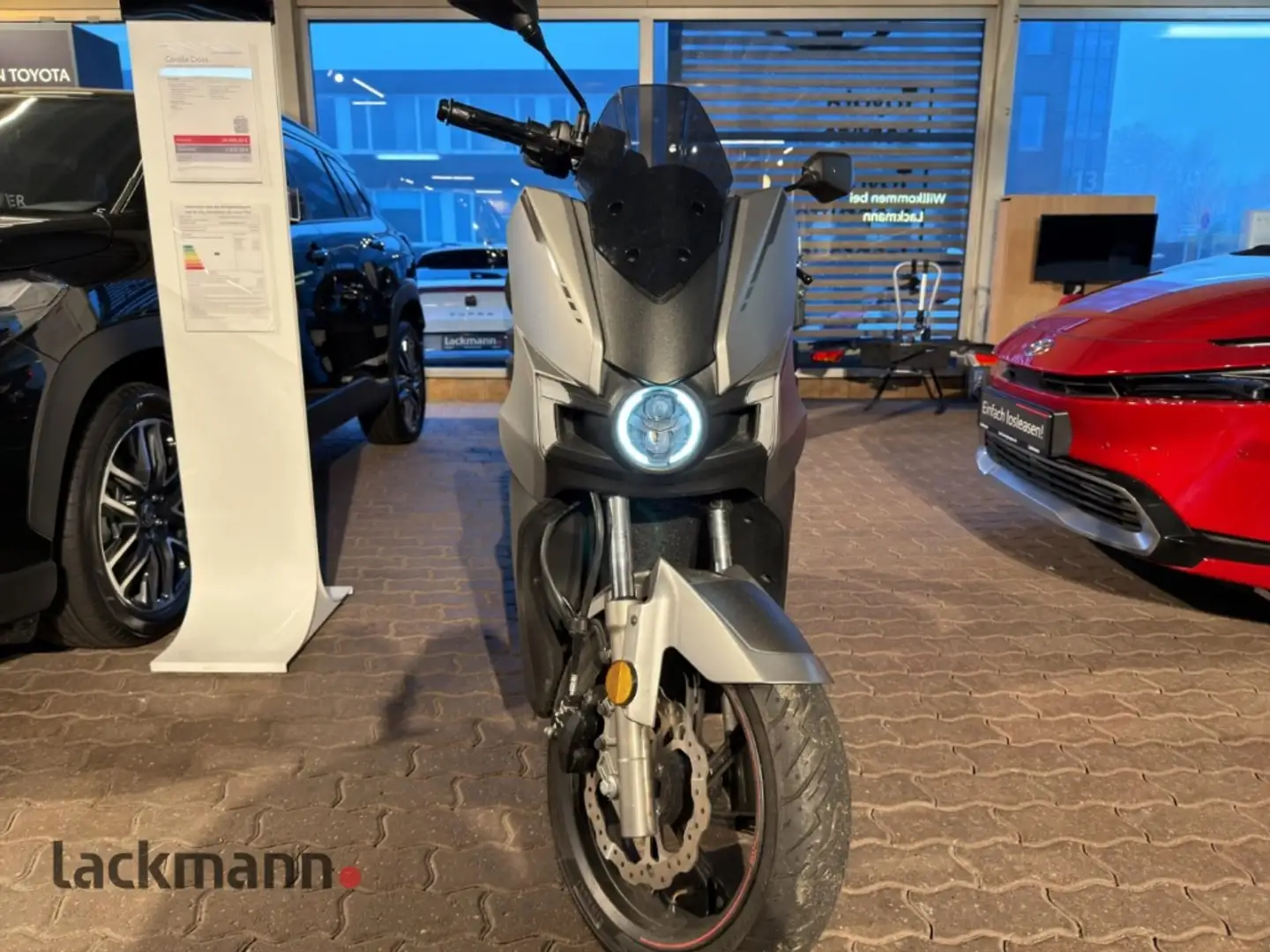 Silence S01 Plus 5,6kWh (99km h)*LED* Gris - 2