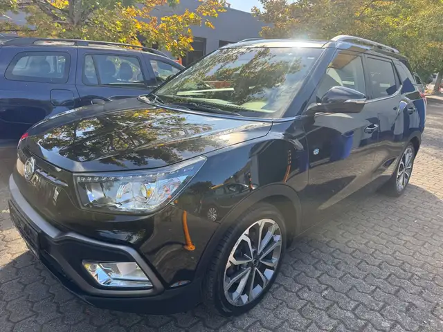 SsangYong XLV 4x4 Leder+Navi+Sitzheizung+18Zoll+Kamera