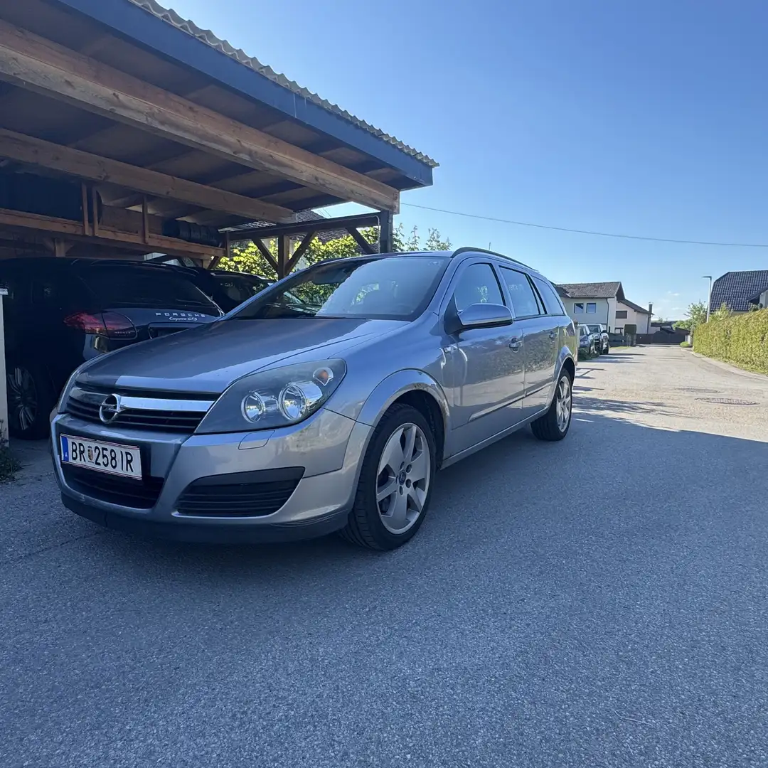 Opel Astra 1,9 CDTI Caravan - 1