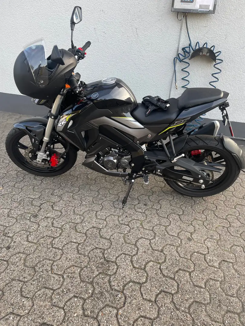Keeway RKF 125 Negro - 1