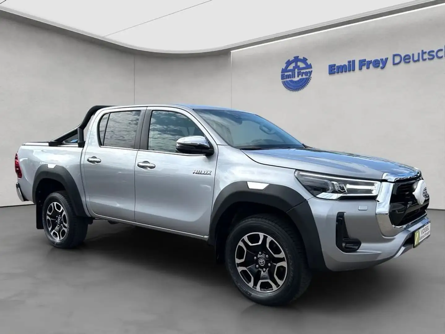 Toyota Hilux 2.8 d double cab Executive 4wd auto Grigio - 1