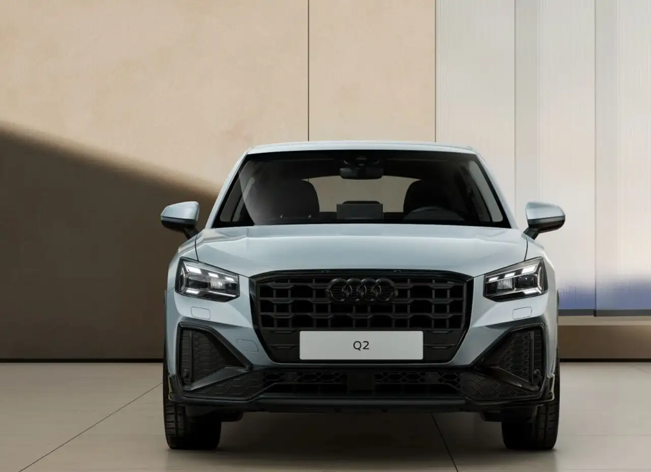 Audi Q2 35 TFSI S tronic Identity Black