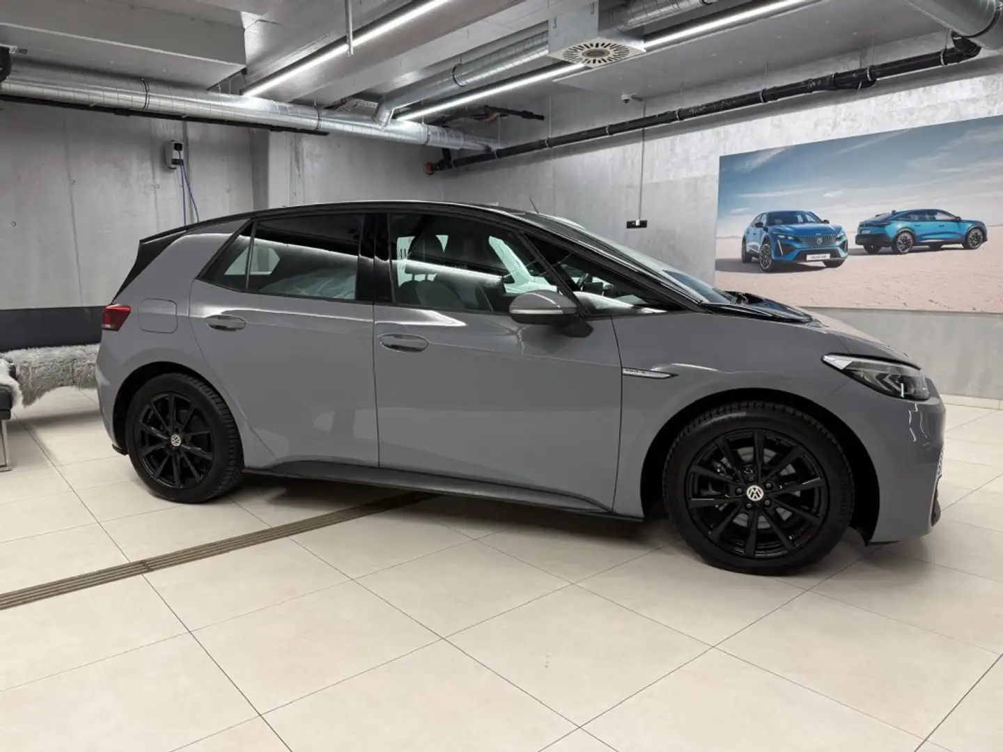Volkswagen ID.3 PRO S 77kWh Basis Grau - 2