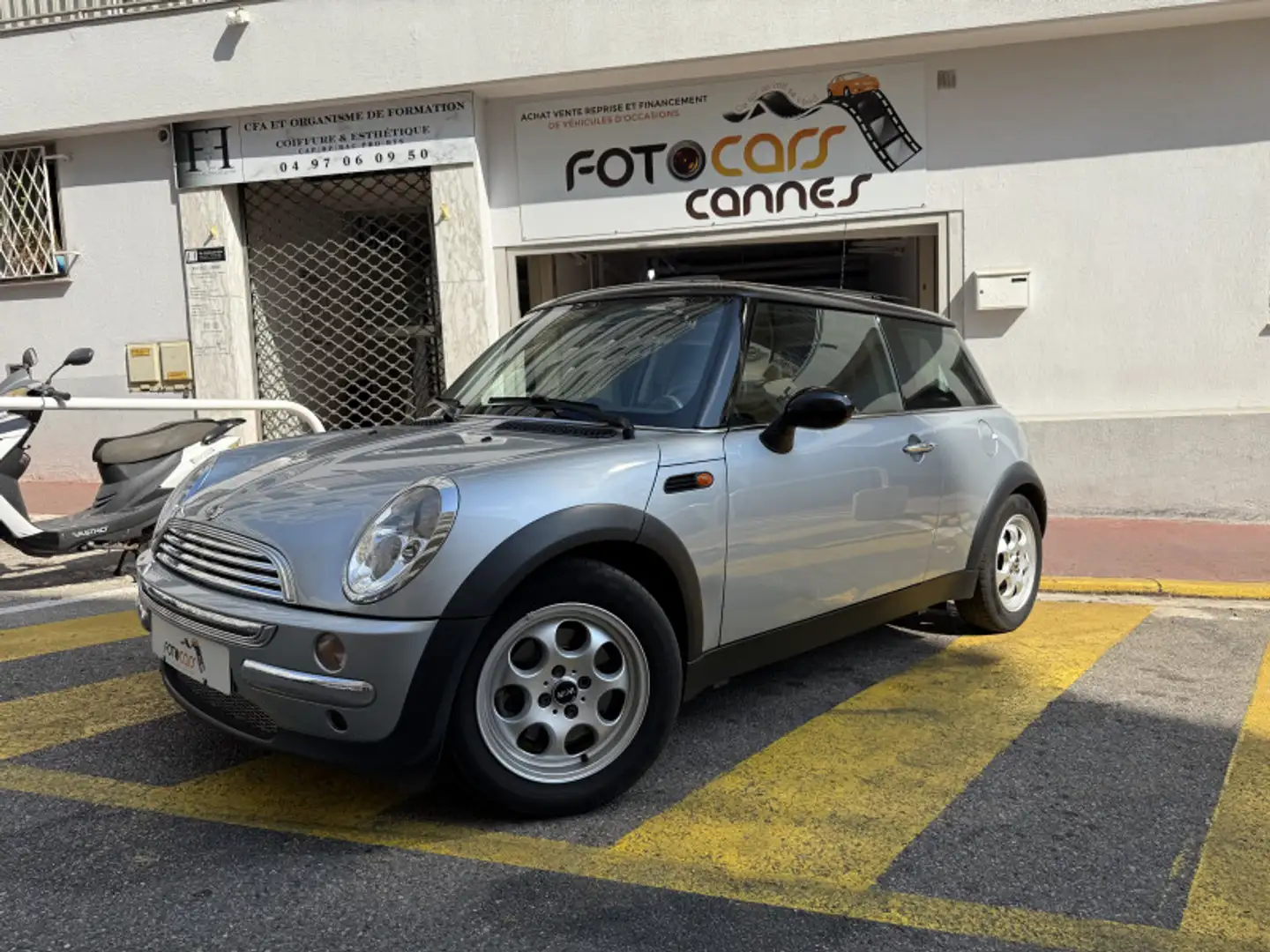 MINI Cooper COOPER 115CH CVT Szürke - 1