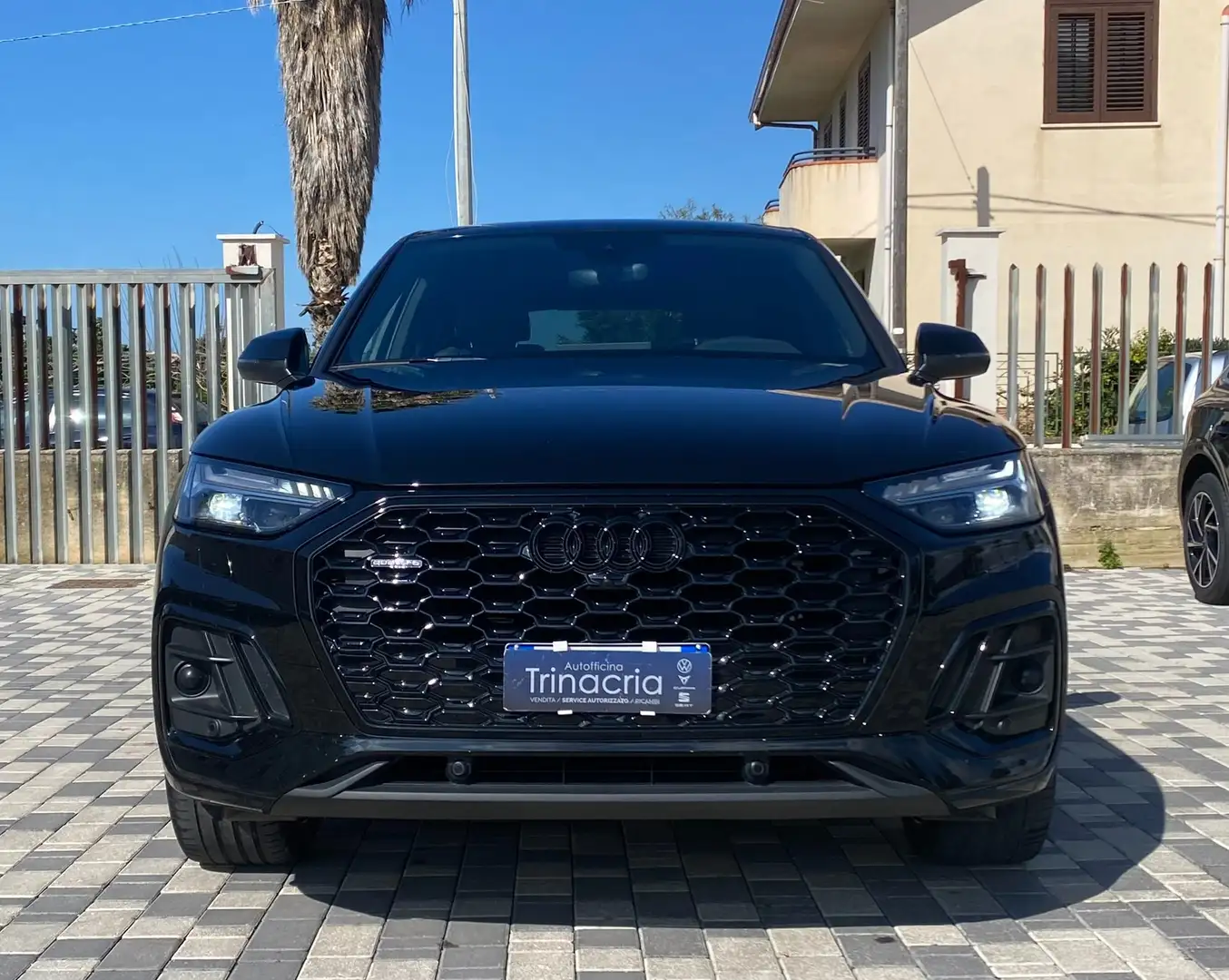 Audi Q5 SPB S line Plus 2.0 TDI 204CV s-tronic quattro 40 Nero - 2