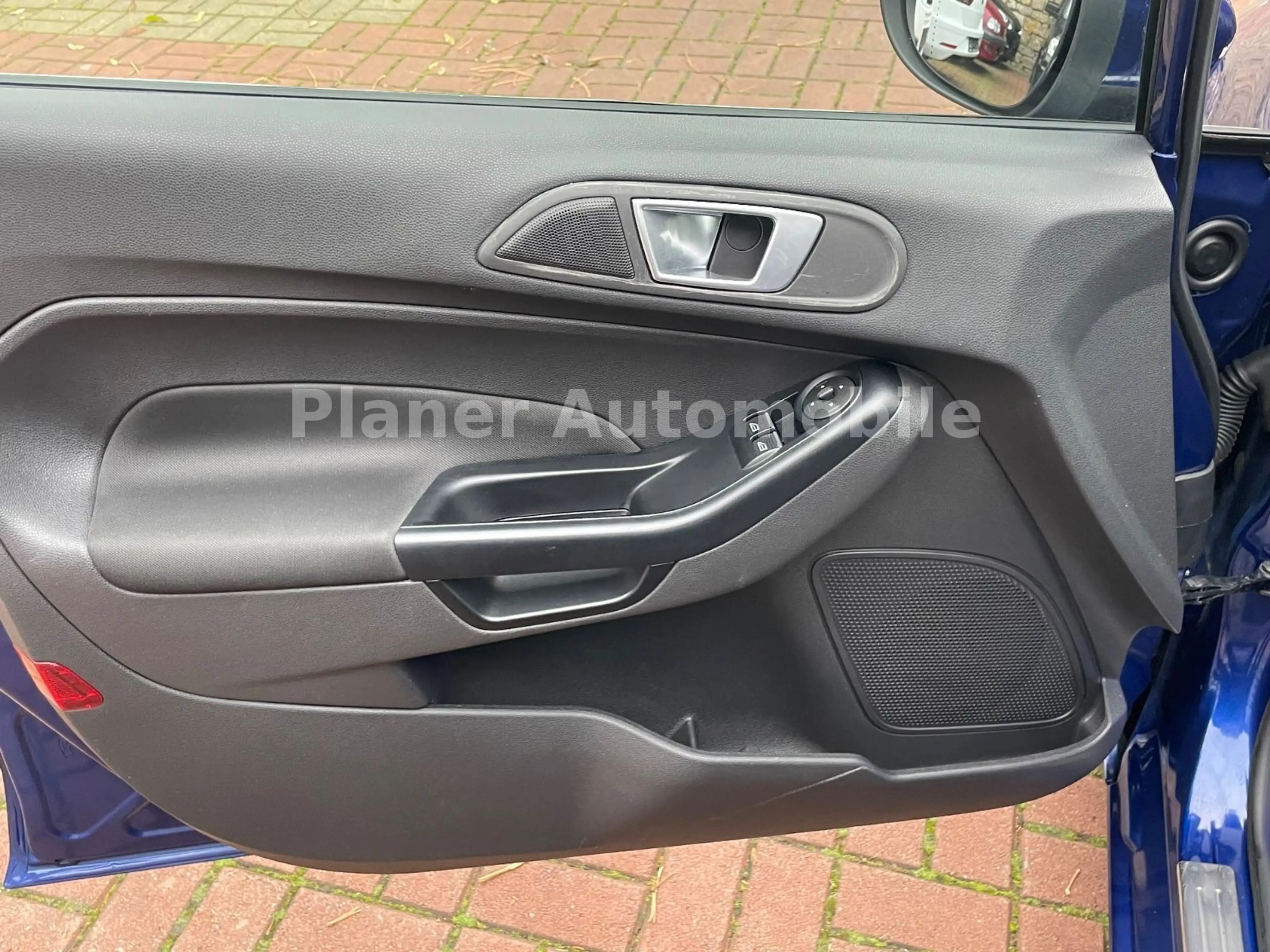 Ford Fiesta Celebration Sitzh. beh. Frontsch. HU neu — photo 15