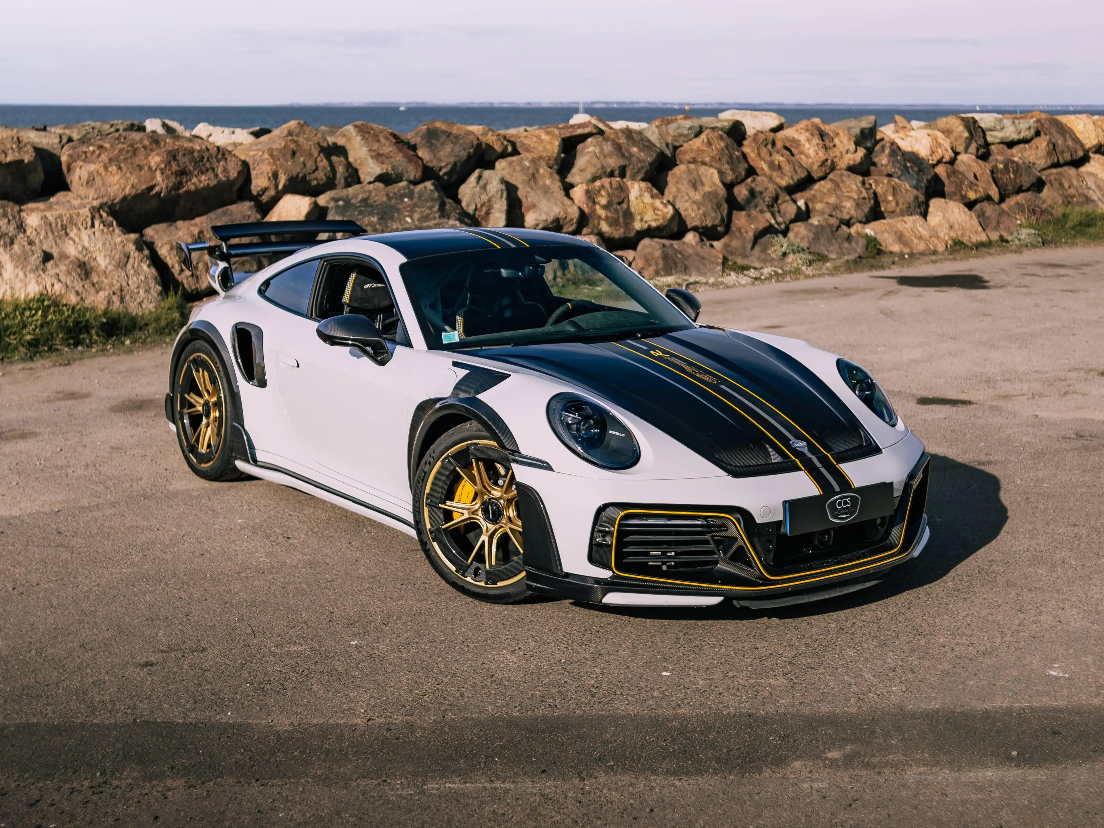 Porsche 992 GT STREET R/ Custom Edition 61/87 800HP/ Like New/ Full Carbon PACK — photo 8