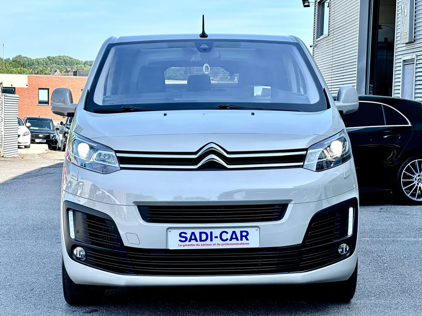 Citroen Spacetourer XL 2.0 BlueHDi 177cv 5PL - DOUBLE CABINE Сірий - 2
