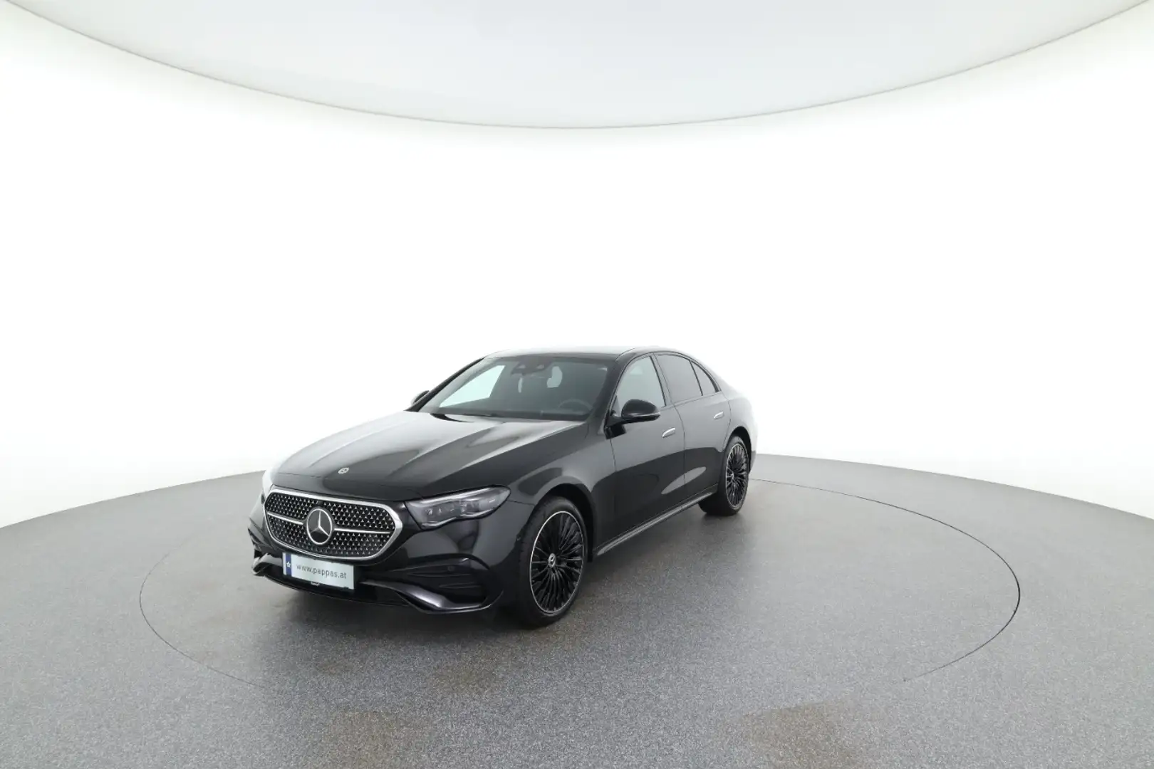 Mercedes-Benz E 220 d 4M Wide LED Pano HUD Cam Totw Distr Airm Schwarz - 1