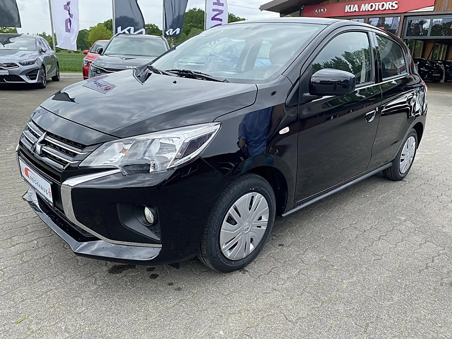 Mitsubishi Space Star Invite 1,2l MT Klima Fenster el. Noir - 2