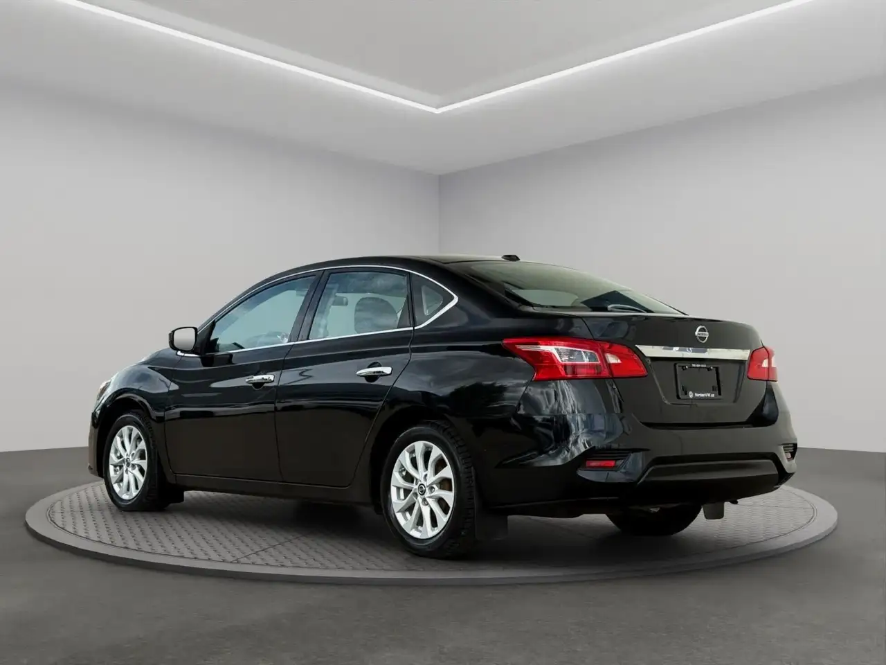 Nissan Sentra photo Nissan Sentra