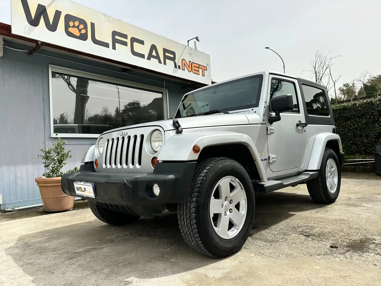 Jeep Wrangler Wrangler 2.8 crd Sahara auto Grigio - 1