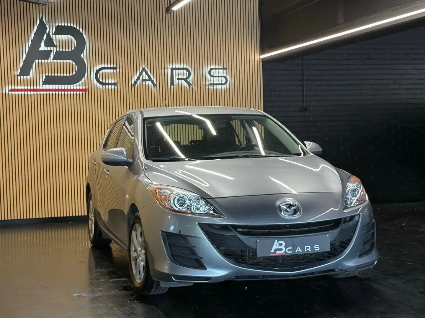 Mazda 3 1.6 CDVi Gris - 2