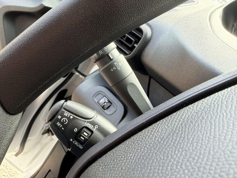 Peugeot Partner Premium Lang L2*1Besitz*Pickerl NEU*MwSt.*Klima* — photo 12