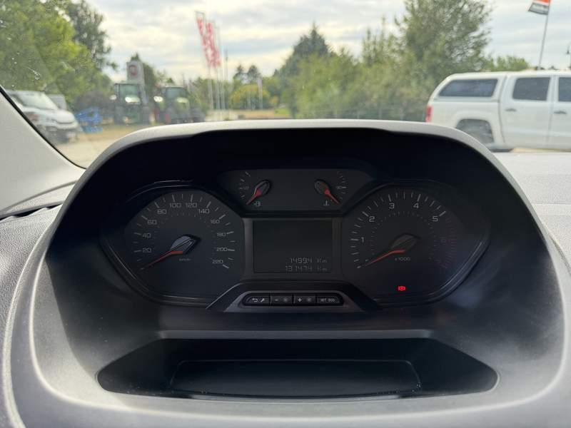 Peugeot Partner Premium Lang L2*1Besitz*Pickerl NEU*MwSt.*Klima* — photo 10