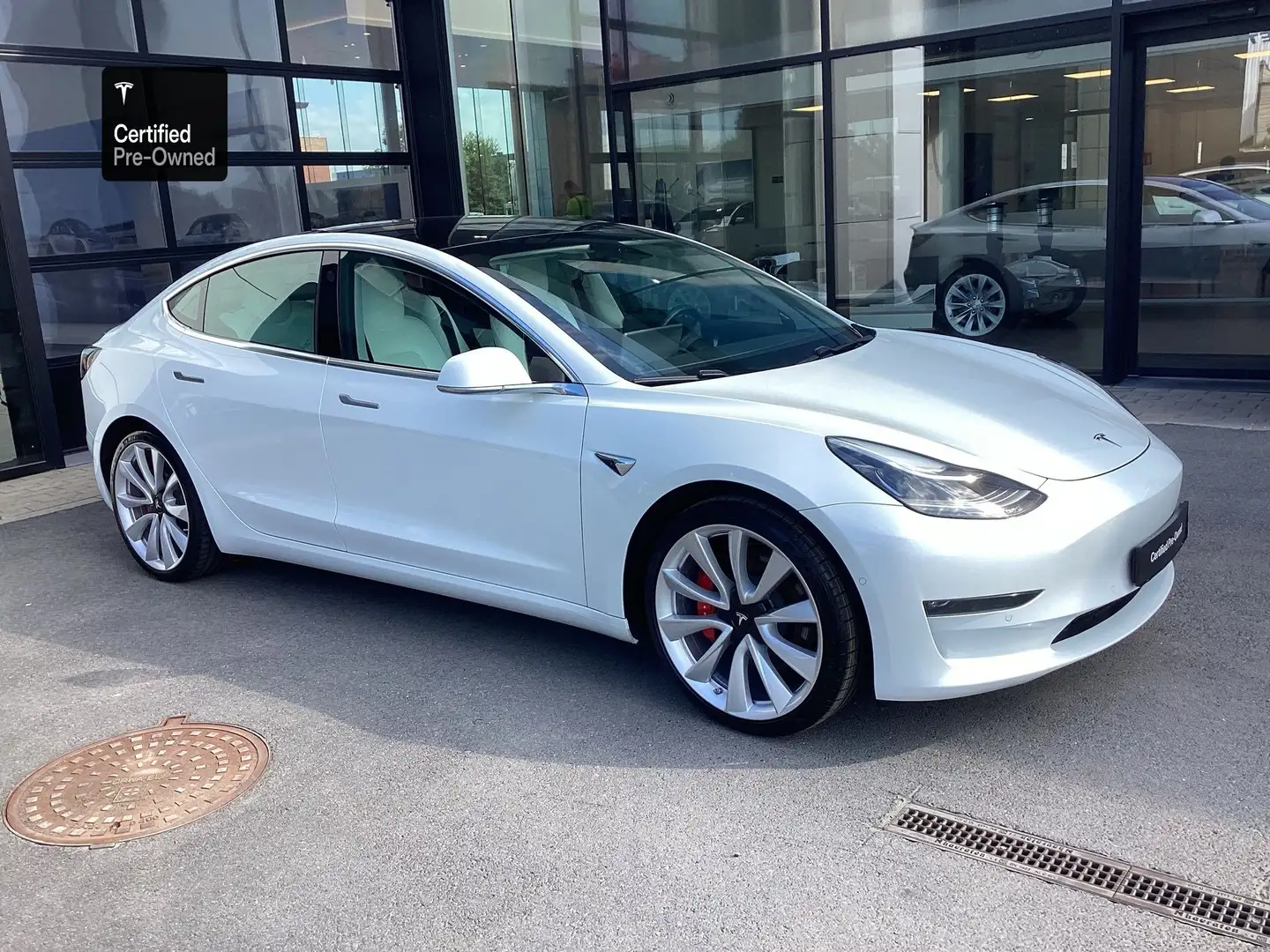 Tesla Model 3 Performance/Certified Pre owned Blanc - 1