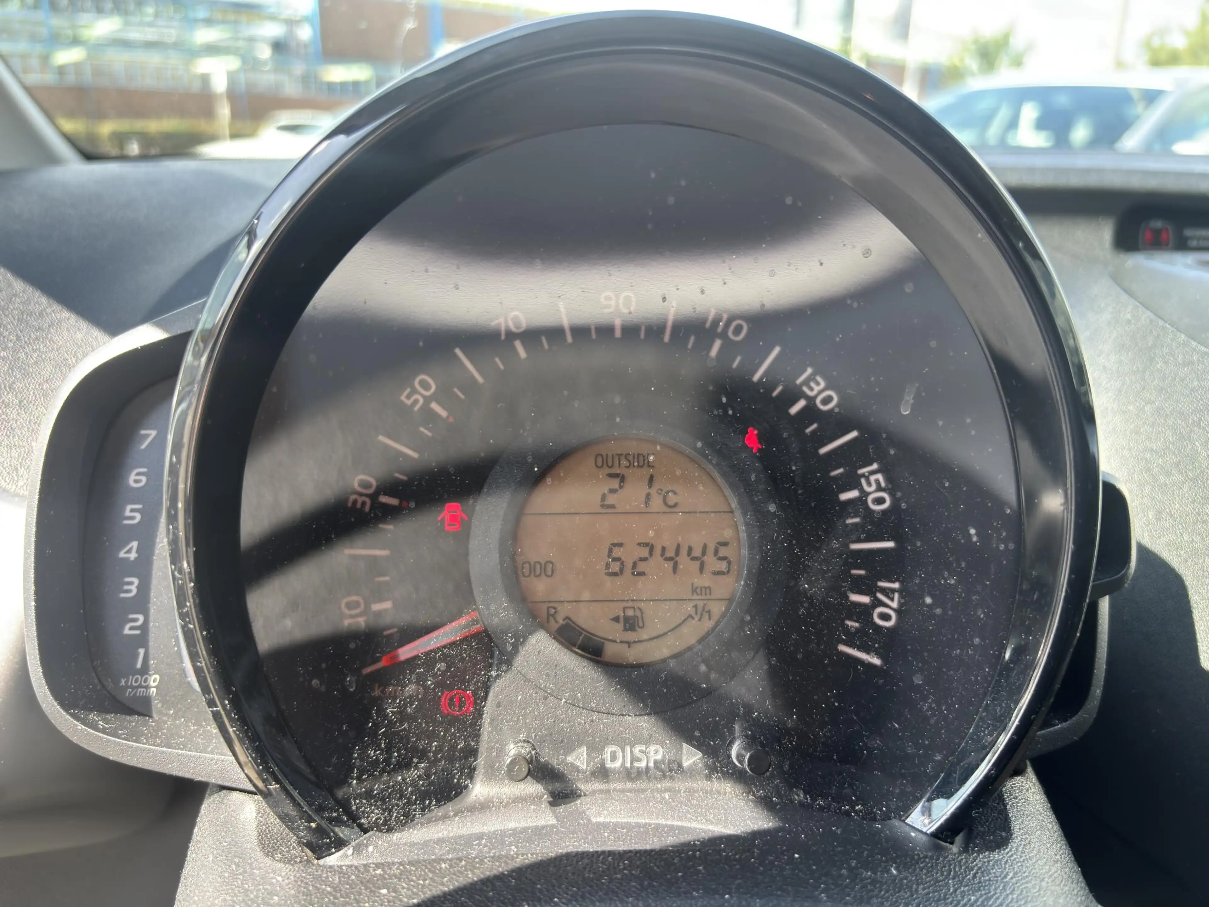 Toyota Aygo 1.0 VVT-i x-play — photo 5