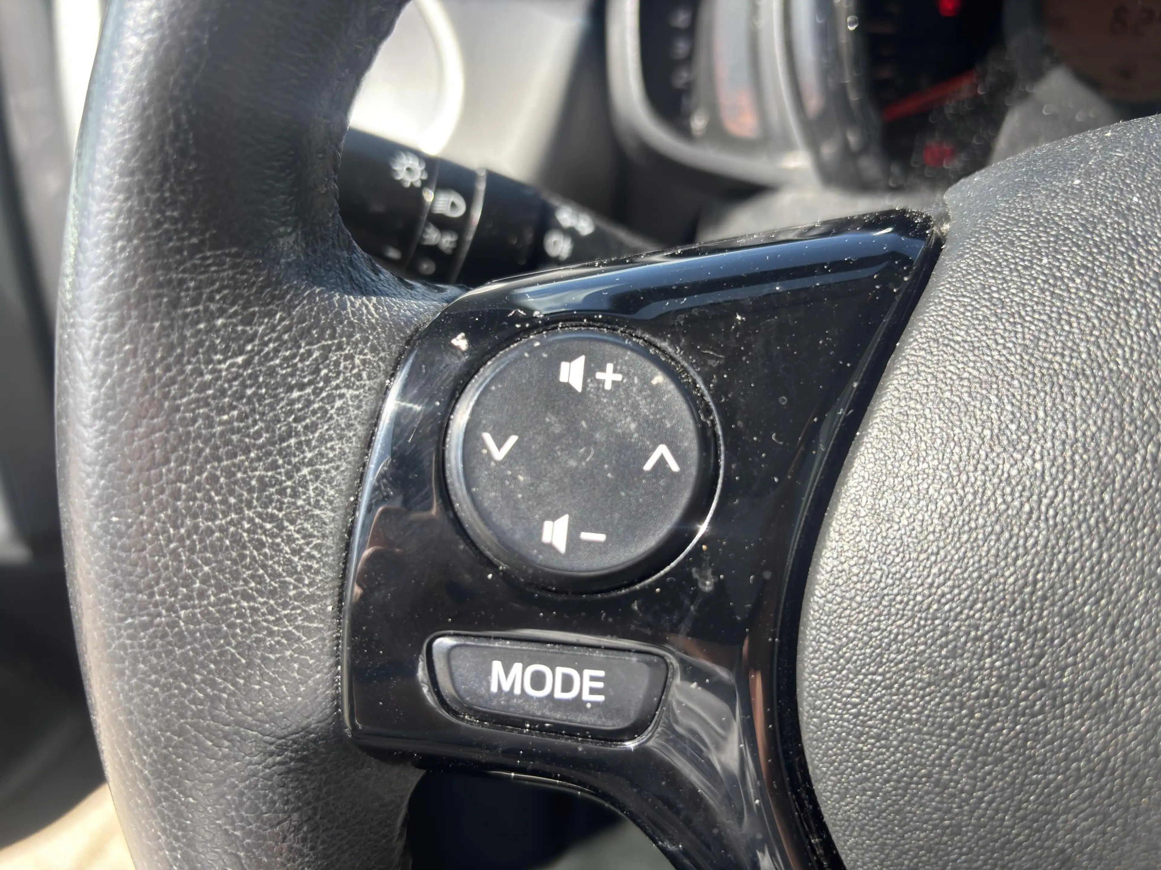 Toyota Aygo 1.0 VVT-i x-play — photo 6