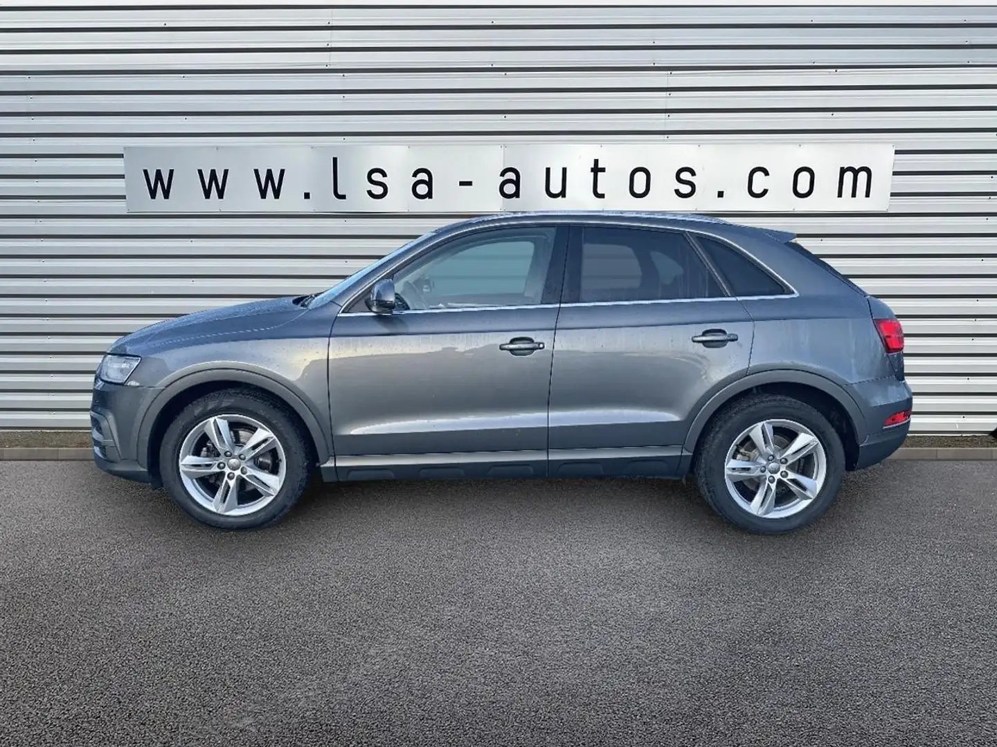 Audi Q3 1.4 TFSI 150 S-tronic Ambition Luxe Gris - 2