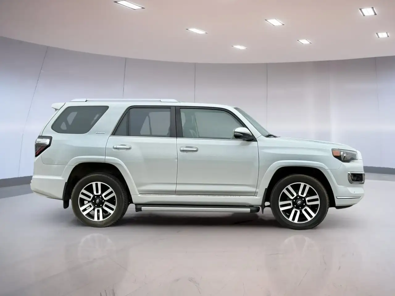 Toyota 4-Runner снимка Toyota 4-Runner