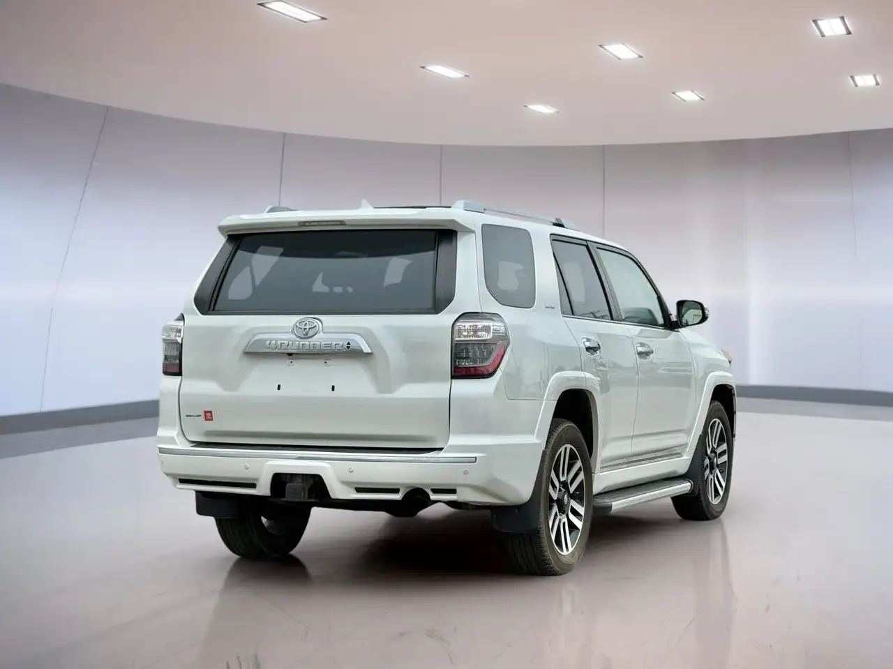 Toyota 4-Runner снимка Toyota 4-Runner