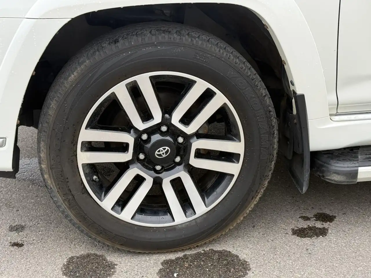 Toyota 4-Runner снимка Toyota 4-Runner