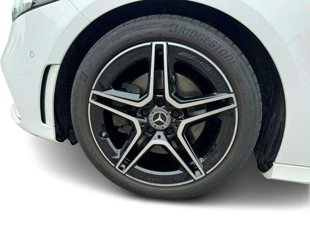 Mercedes-Benz A 220