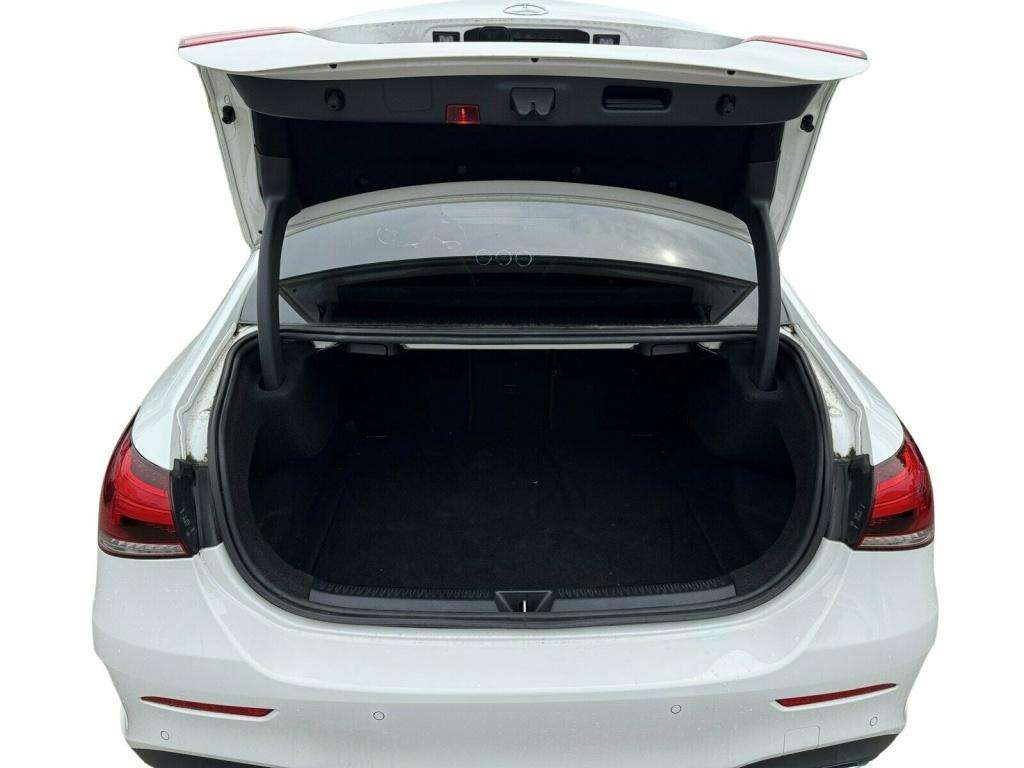 Mercedes-Benz A 220