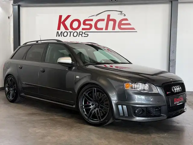 Audi RS4 Avant 4.2 FSI quattro 1.Hand Schalensitze