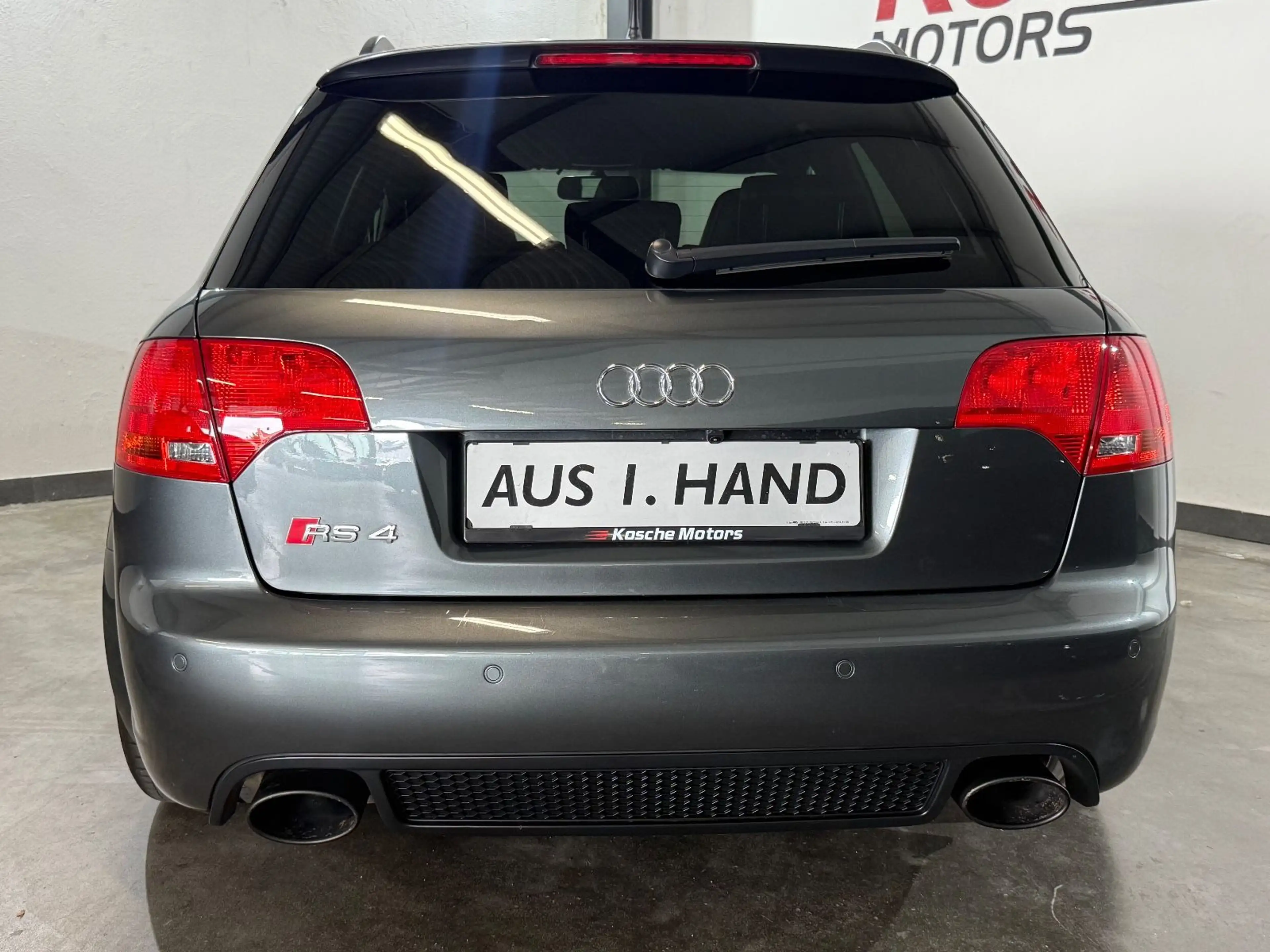 Audi RS4 Avant 4.2 FSI quattro 1.Hand Schalensitze — photo 8