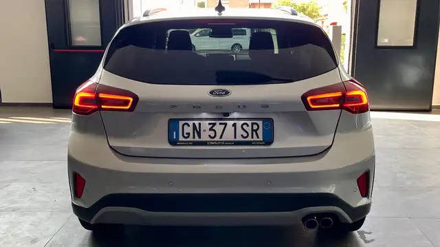 Ford Focus view 7