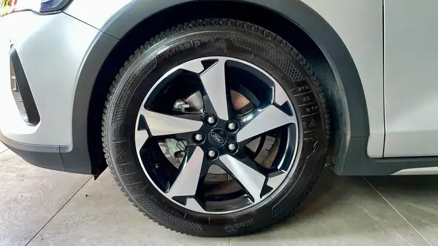 Ford Focus view 5