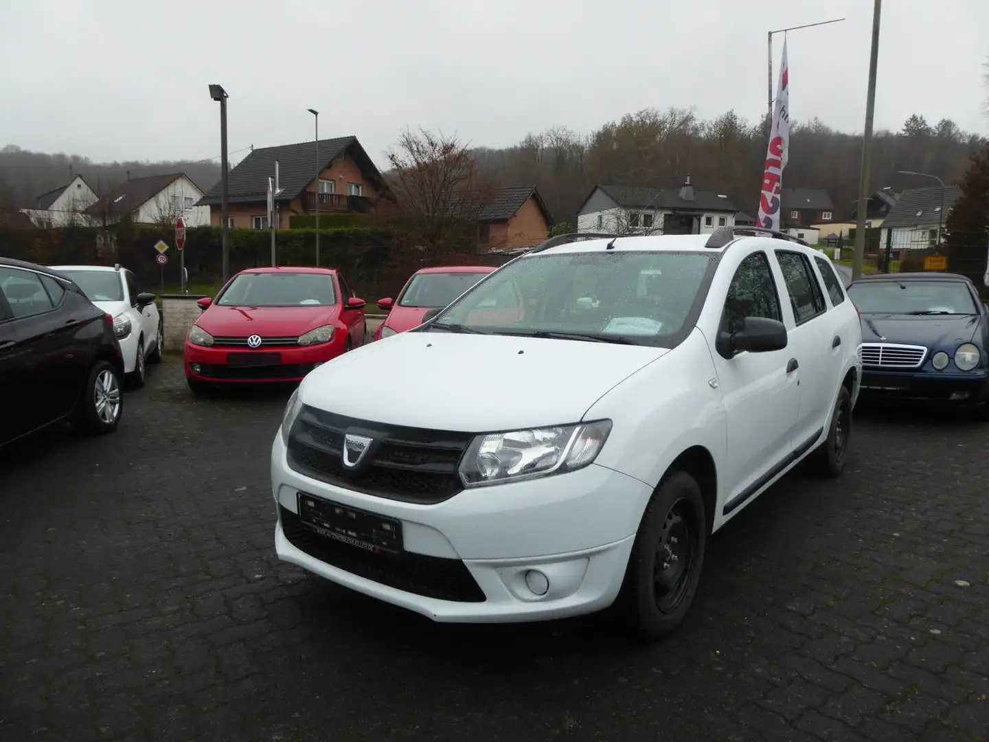 Dacia Logan MCV 1.2 16V 75 Weiß - 1