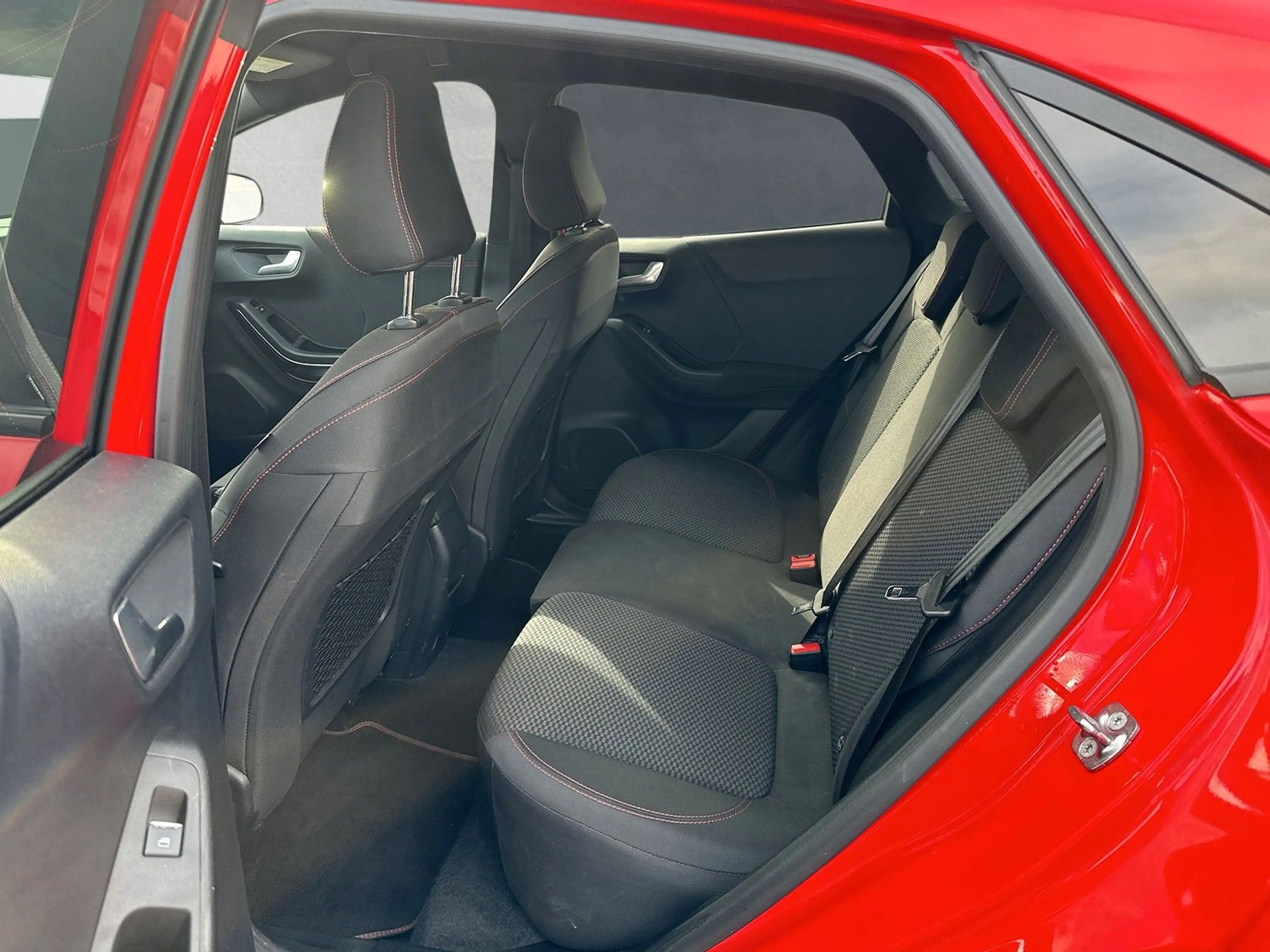 Ford Puma ST-Line — photo 10