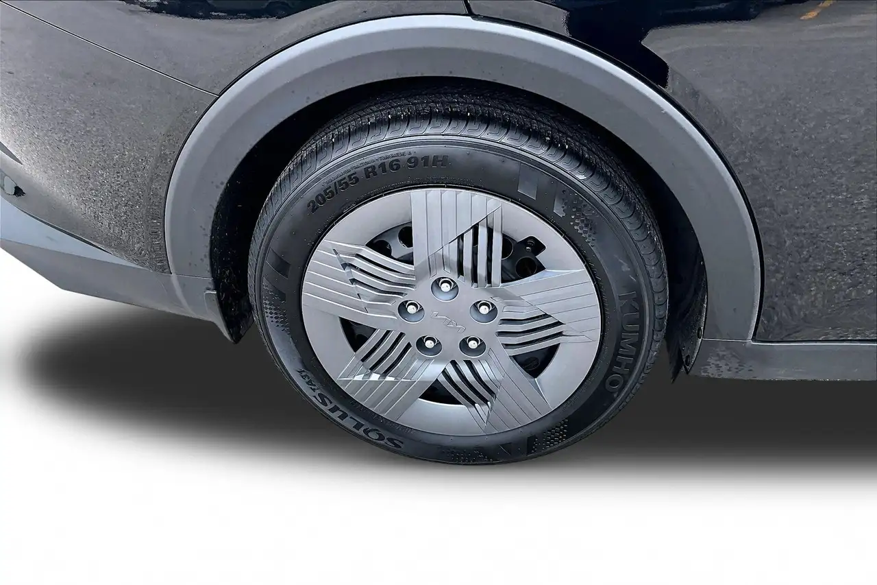 Kia K4 снимка Kia K4