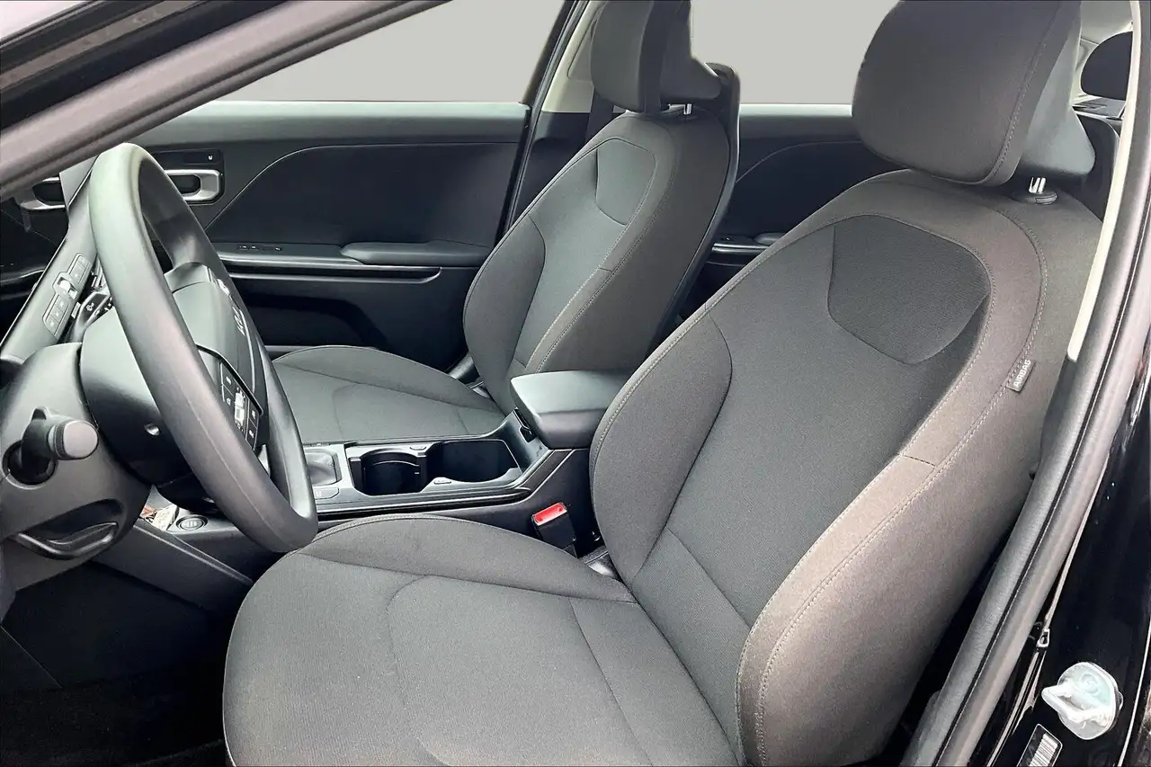 Kia K4 снимка Kia K4