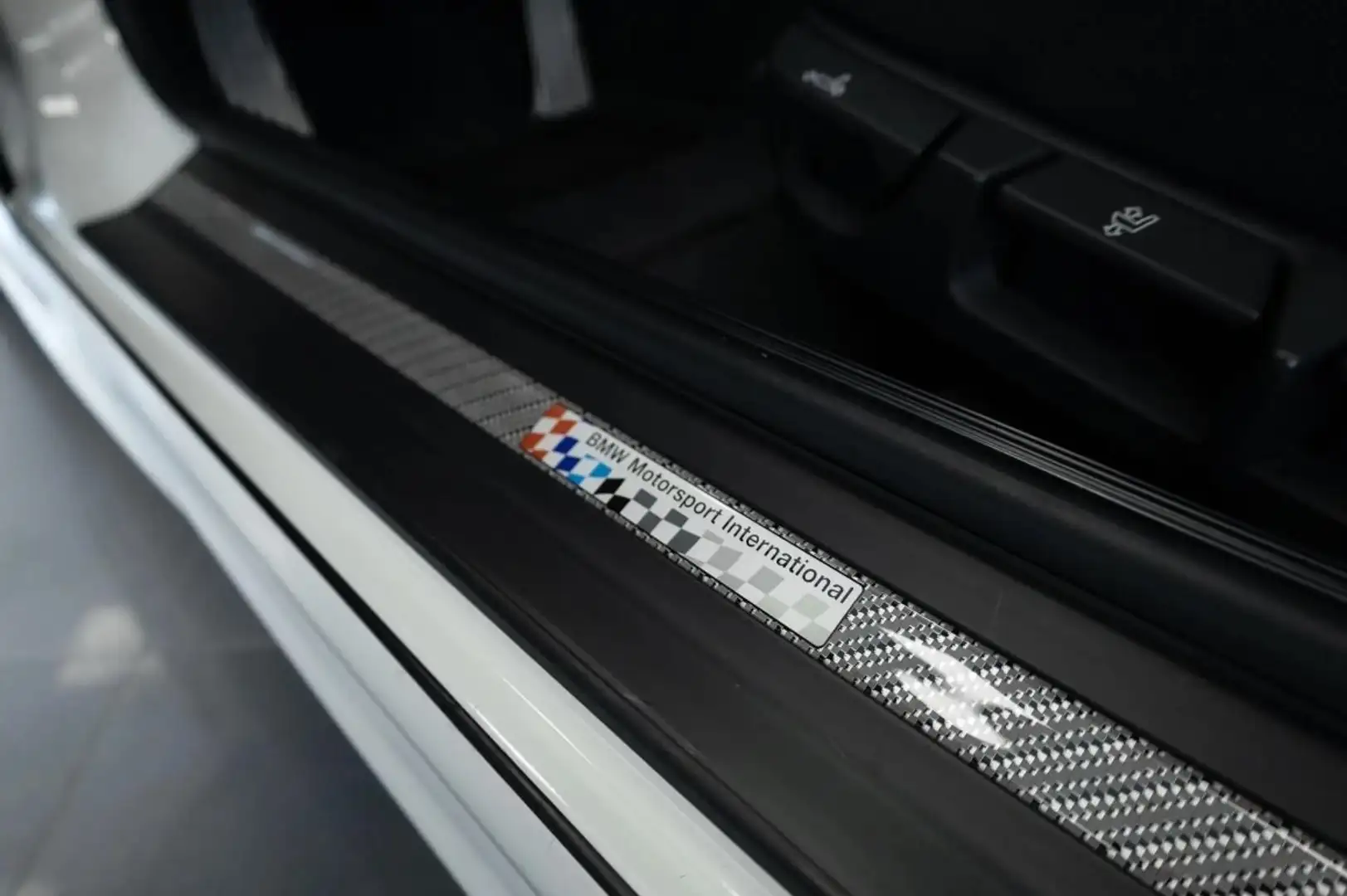 BMW M3 Lightweight Coupe Weiß - 1