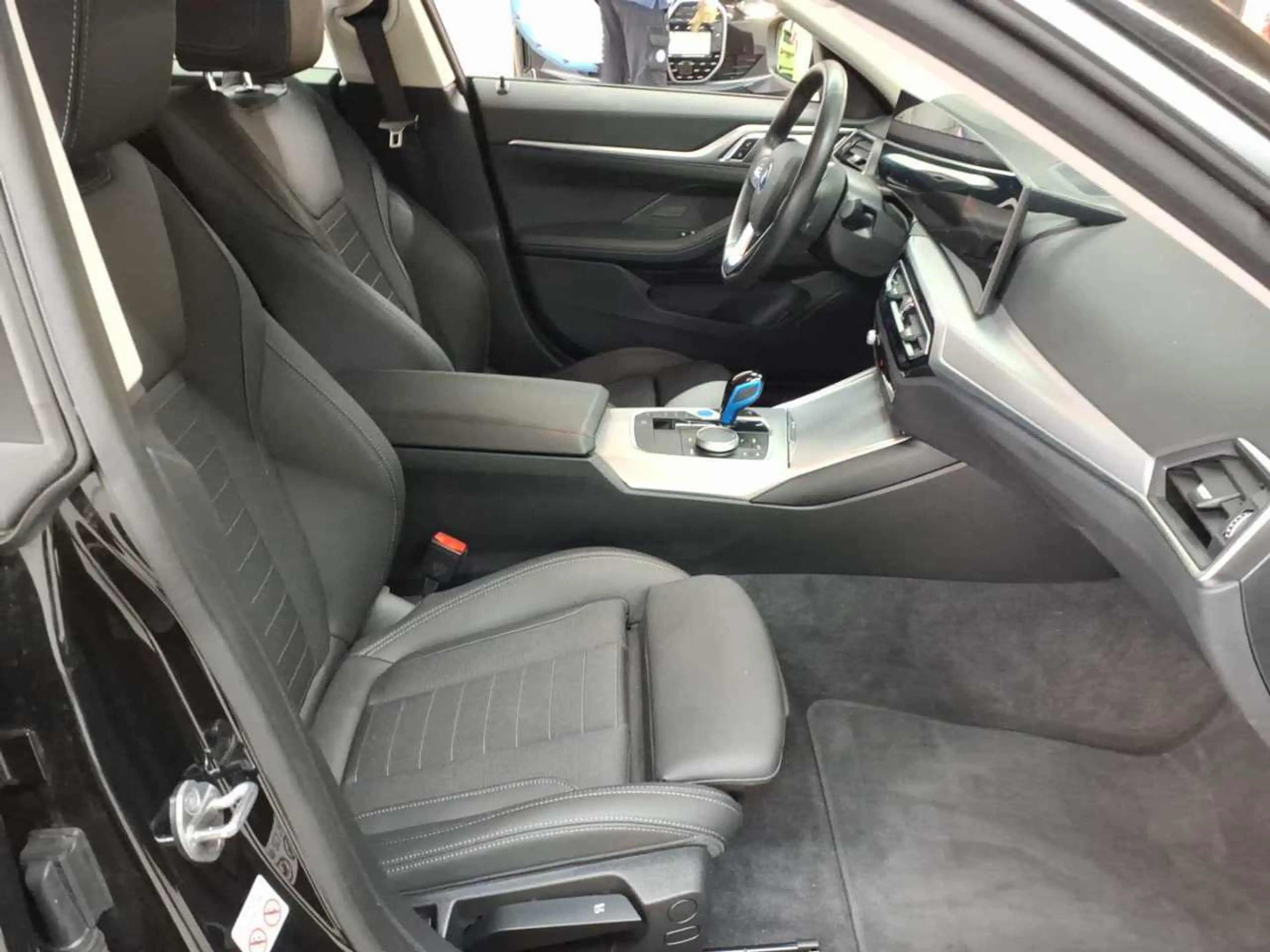 BMW i4 i4 eDrive35 Gran Coupe Navi AHK SHZ — photo 8