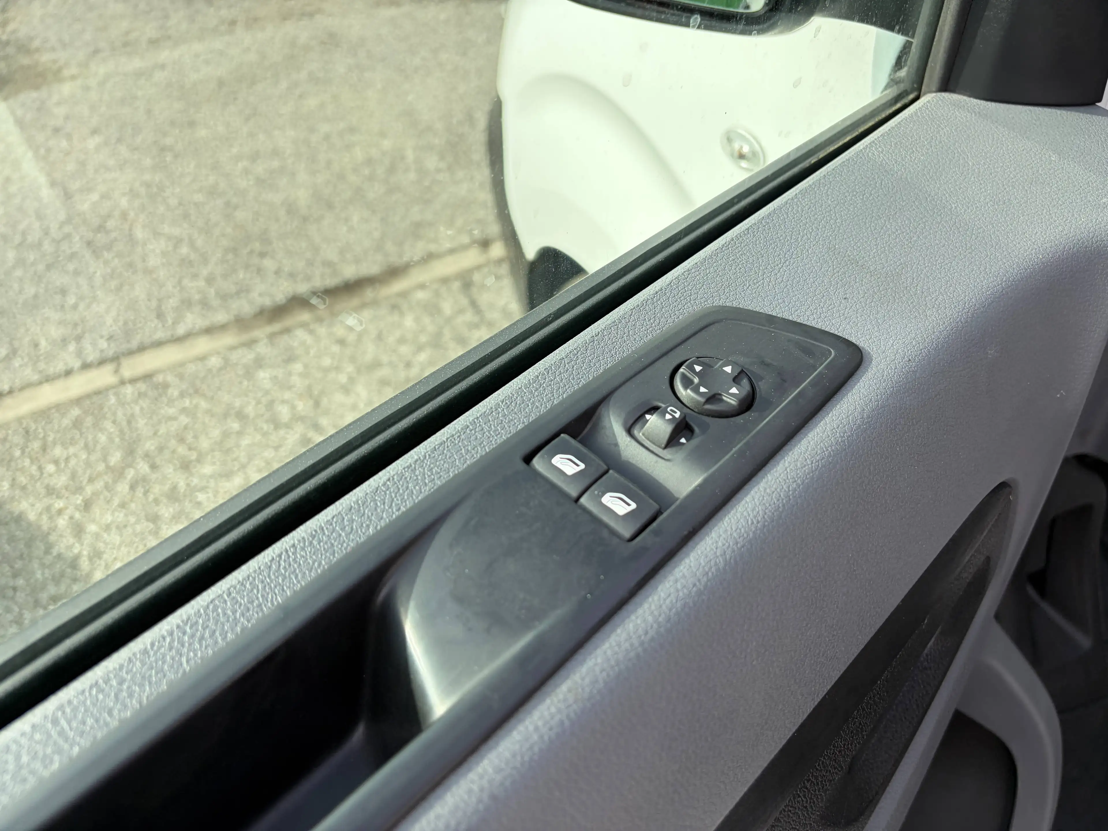 Peugeot Expert 2.0 BlueHDi L3 Long Premium S — photo 4