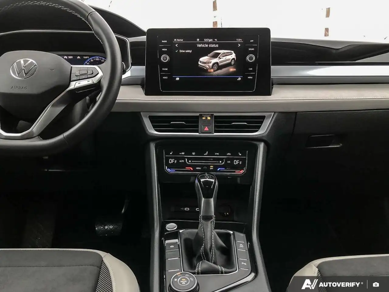 Volkswagen Taos снимка Volkswagen Taos