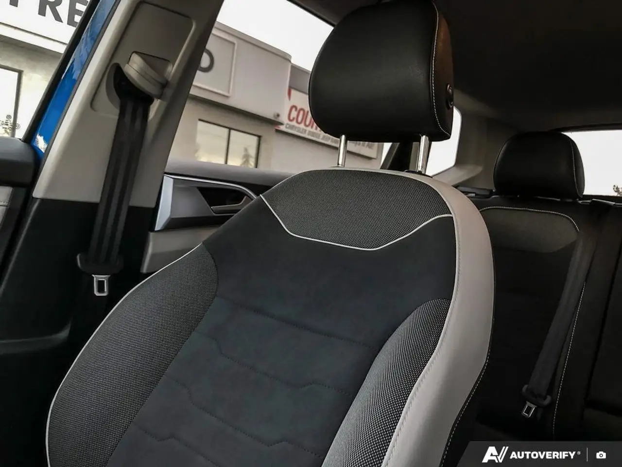 Volkswagen Taos снимка Volkswagen Taos