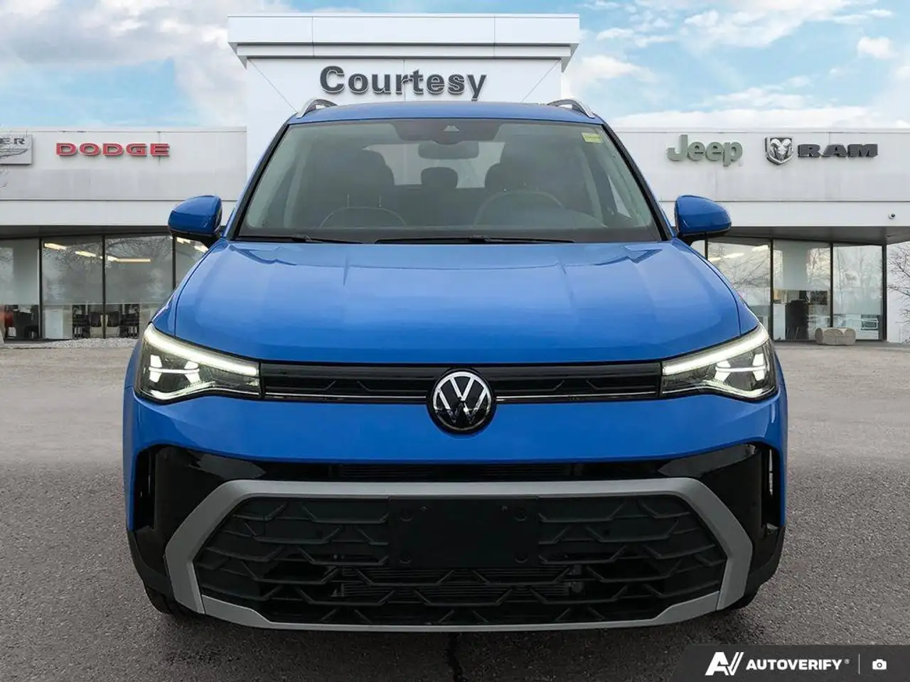 Volkswagen Taos снимка Volkswagen Taos