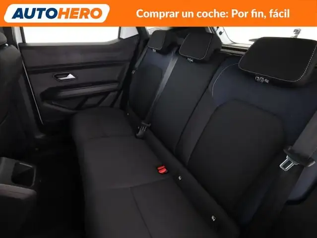 Dacia Duster view 15