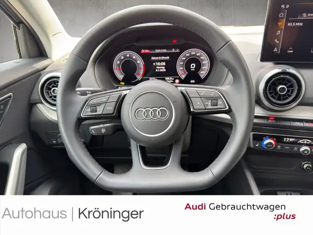 Audi Q2 view 11