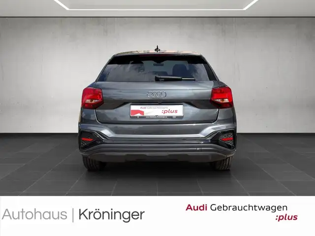 Audi Q2 view 6