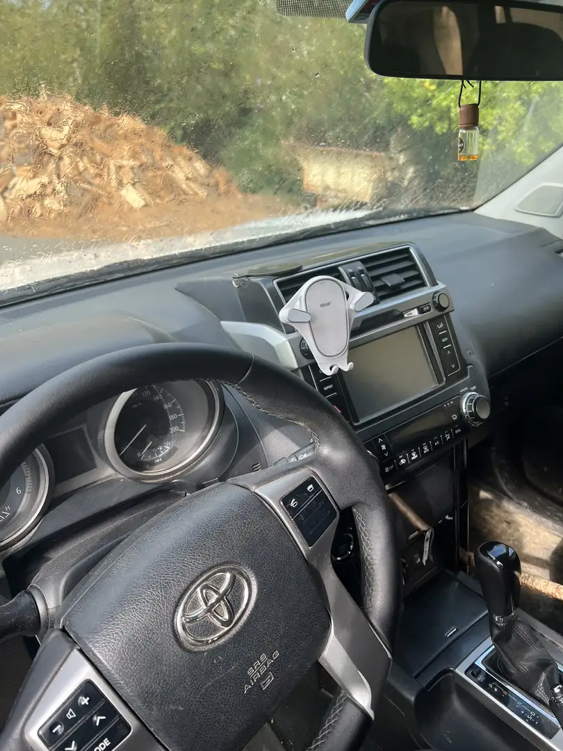 Toyota Land Cruiser D-4D Limited Aut. - 2